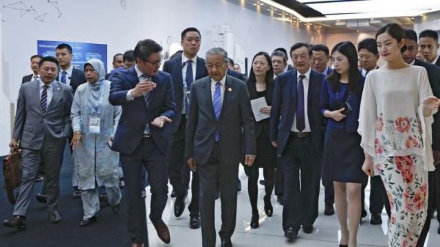 马哈蒂尔批美国制裁华为：将尽可能多用华为